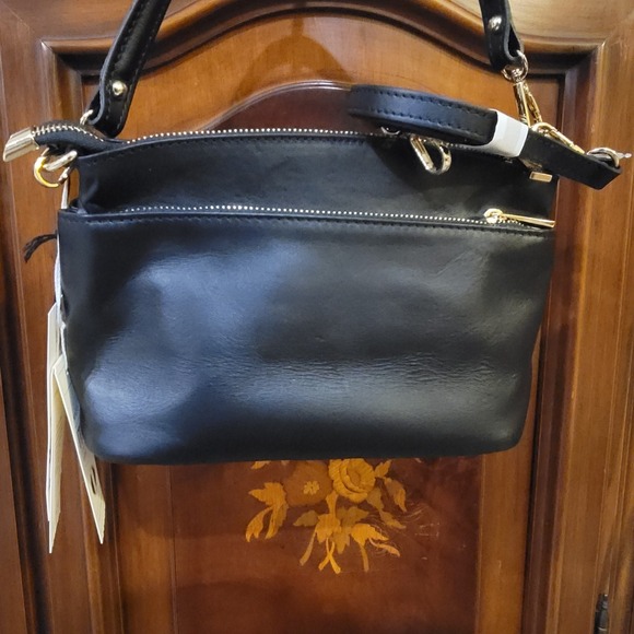 Divina Firenza Handbags - Divina Firenza Lilla Black leather 3 zip bag 2 outer pockets zippered
